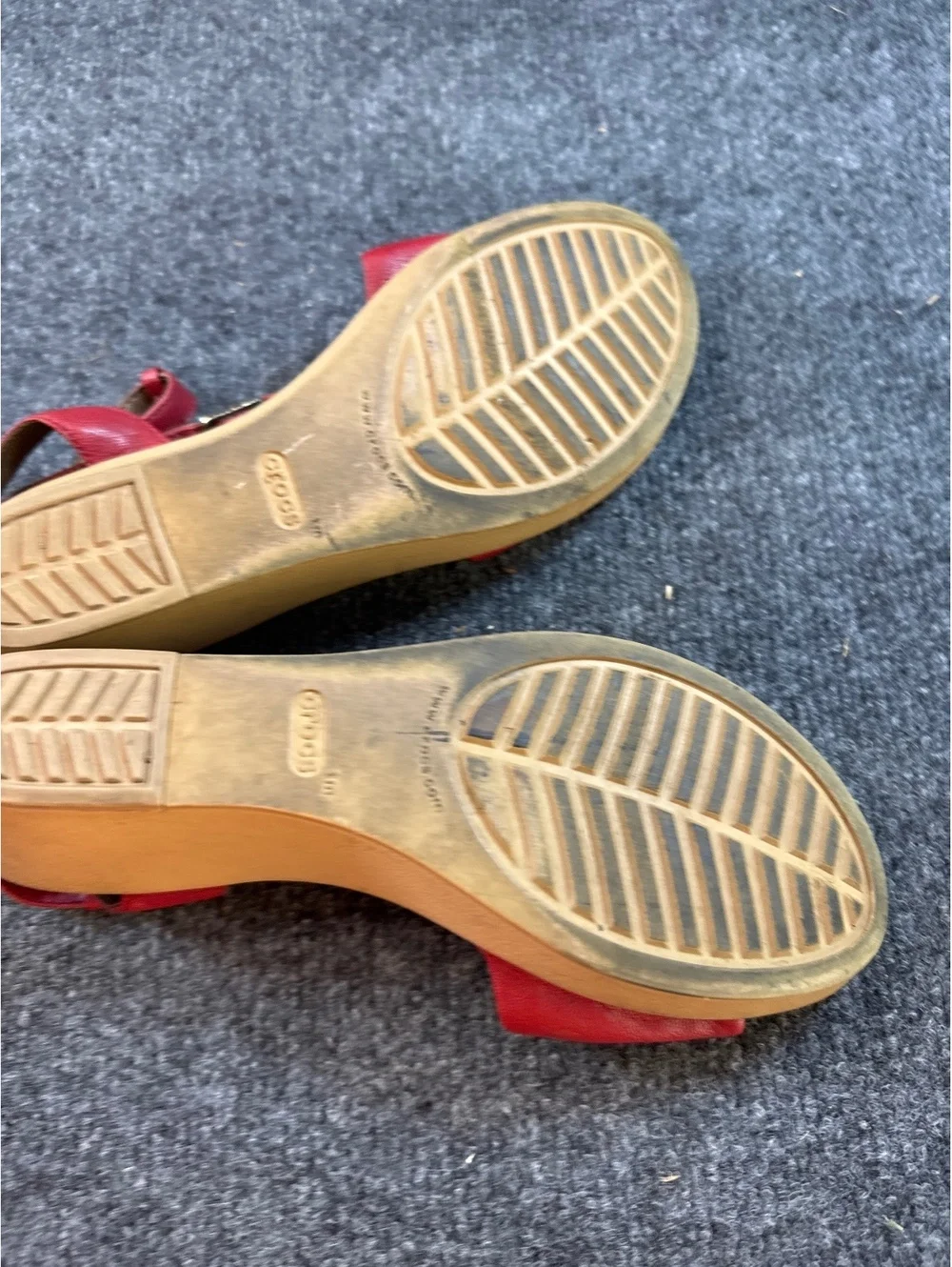 Crocs Women’s Red Leather Ankle Strap Wedge Sandals Open Toe Comfort Shoes